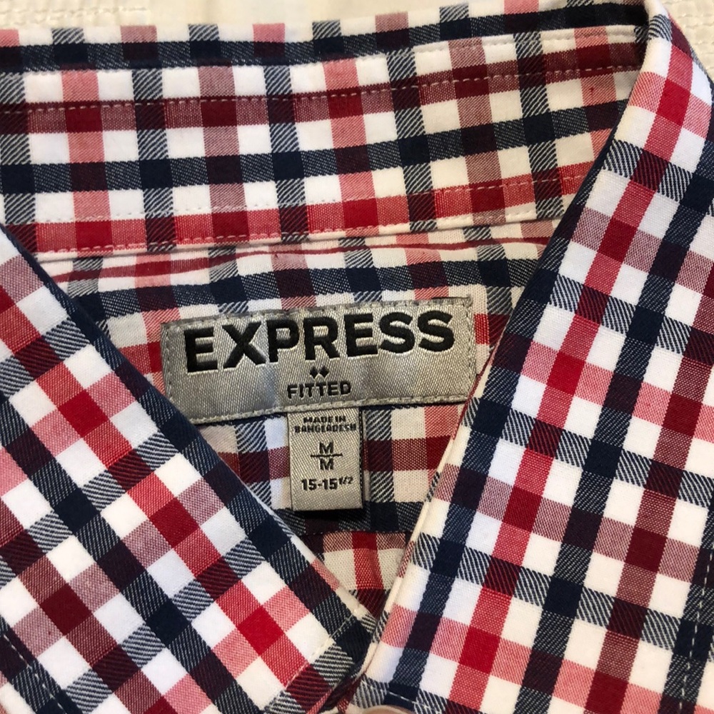 Express Fitted Button Down. - Picture 2 of 4